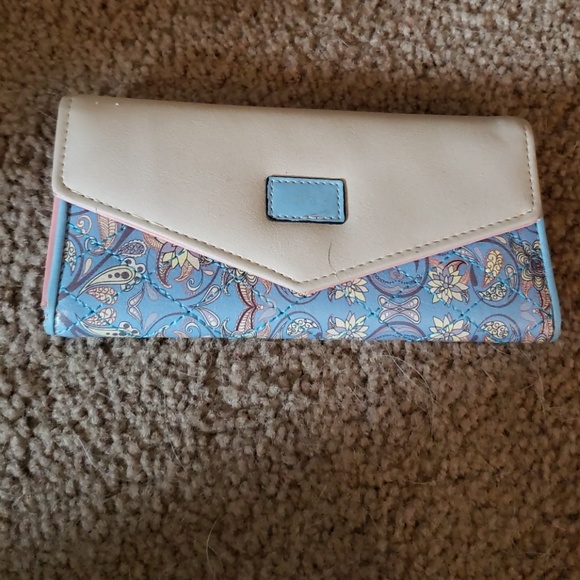 Wallet - Picture 1 of 1